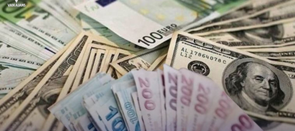 İstanbul Serbest Piyasada Dolar ve Avro Güne Yükselişle Başladı