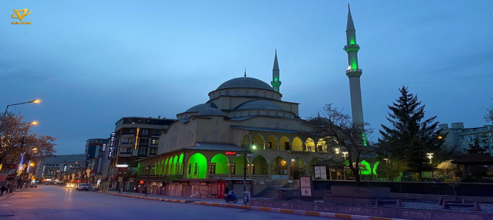 İpekyolu Belediyesi’nden Hz. Ömer Camii’nin Yıkımına İlişkin Açıklama
