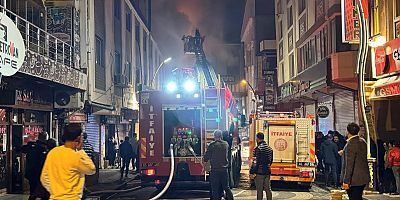 Bahçıvan Mahallesi’nde Otel Yangını: İtfaiyenin Zamanında Müdahalesi Felaketi Önledi 