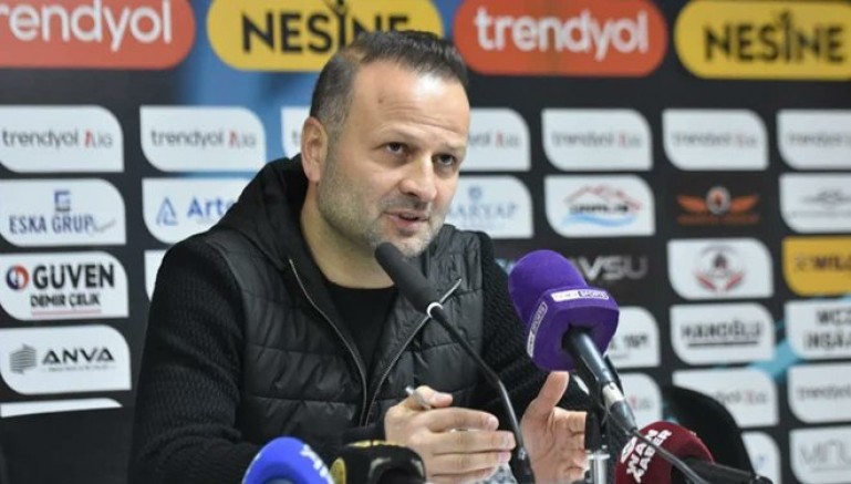 Vanspor FK Teknik Direktörü Osman Zeki Korkmaz: “Fırsatları değerlendiremedik, ağır bir bedel ödedik